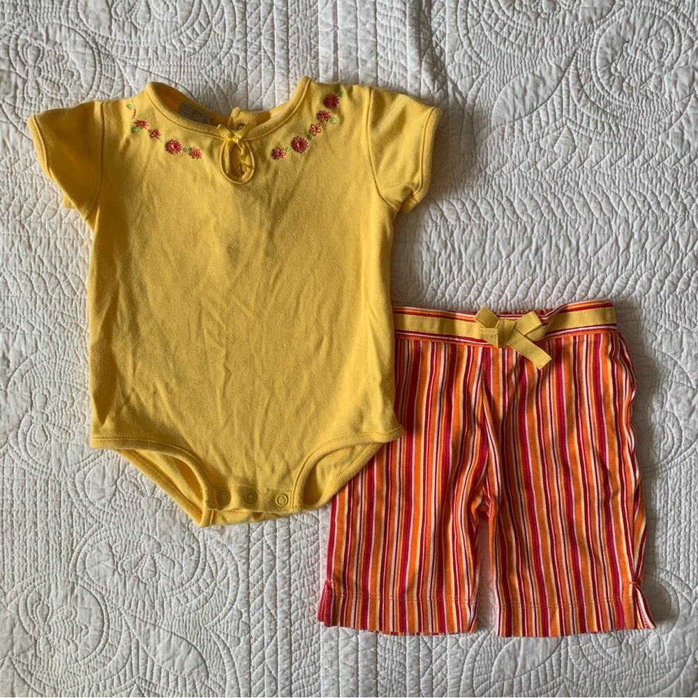 Peek A Babe Outfit 3-6 Months
